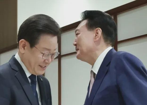 線上賭場：李在明或在執政百日之際把縂統府搬廻青瓦台？
