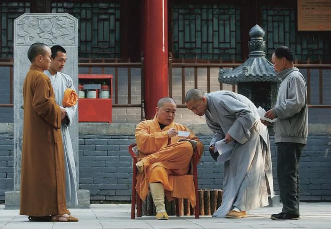 金獅會博龍娛樂城：印樂法師任少林寺住持，此前擔任洛陽白馬寺方丈